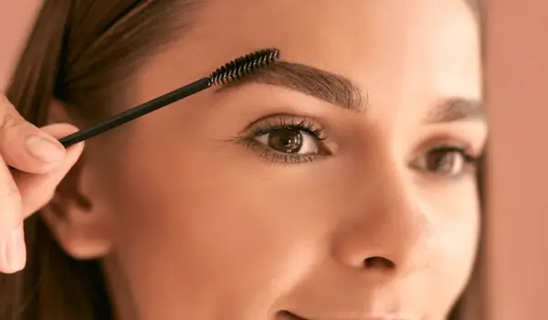چرا کاشت ابرو سیخ میشه؟